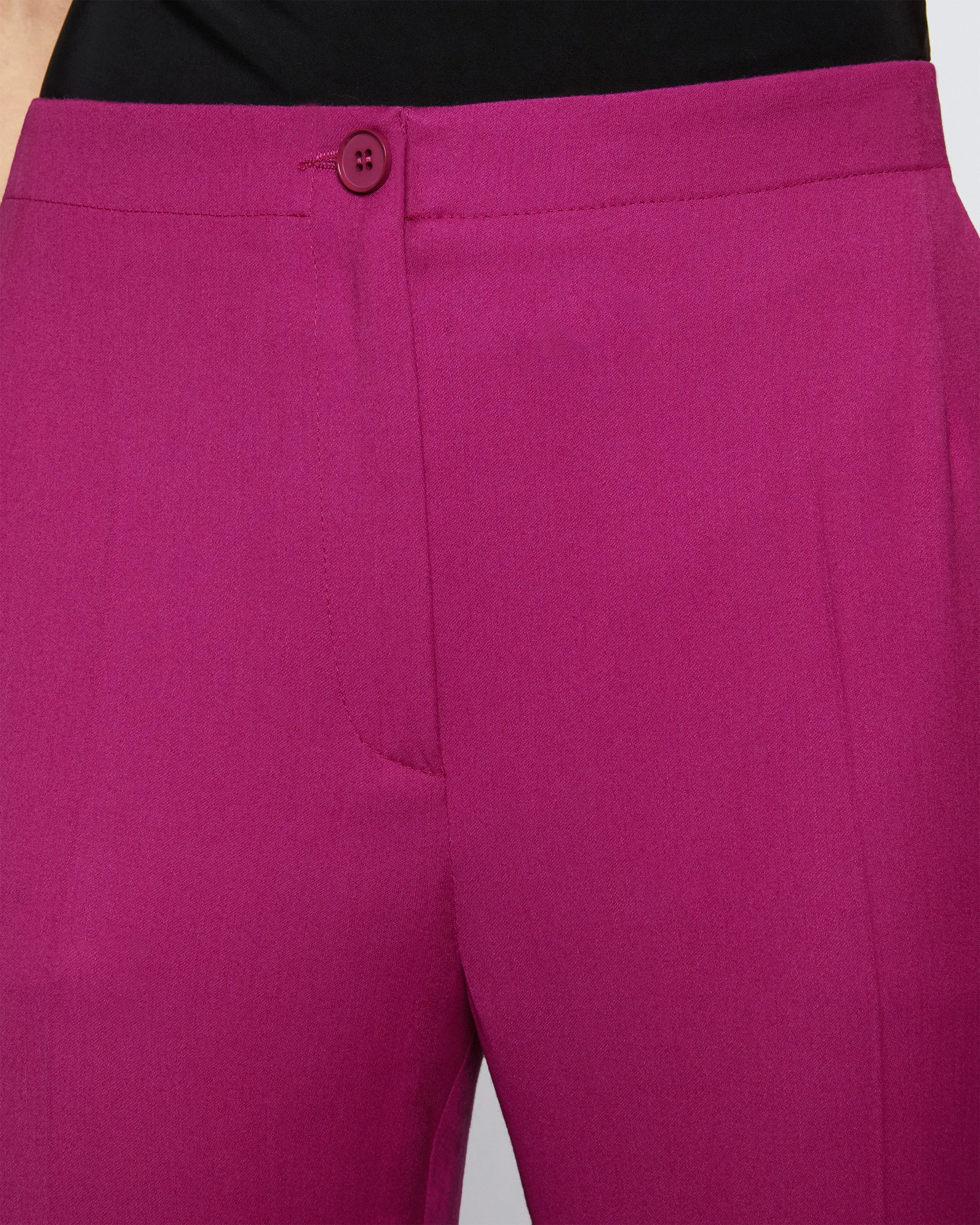 BETH Mid-Rise Flared Pants in Virgin Wool Stretch
