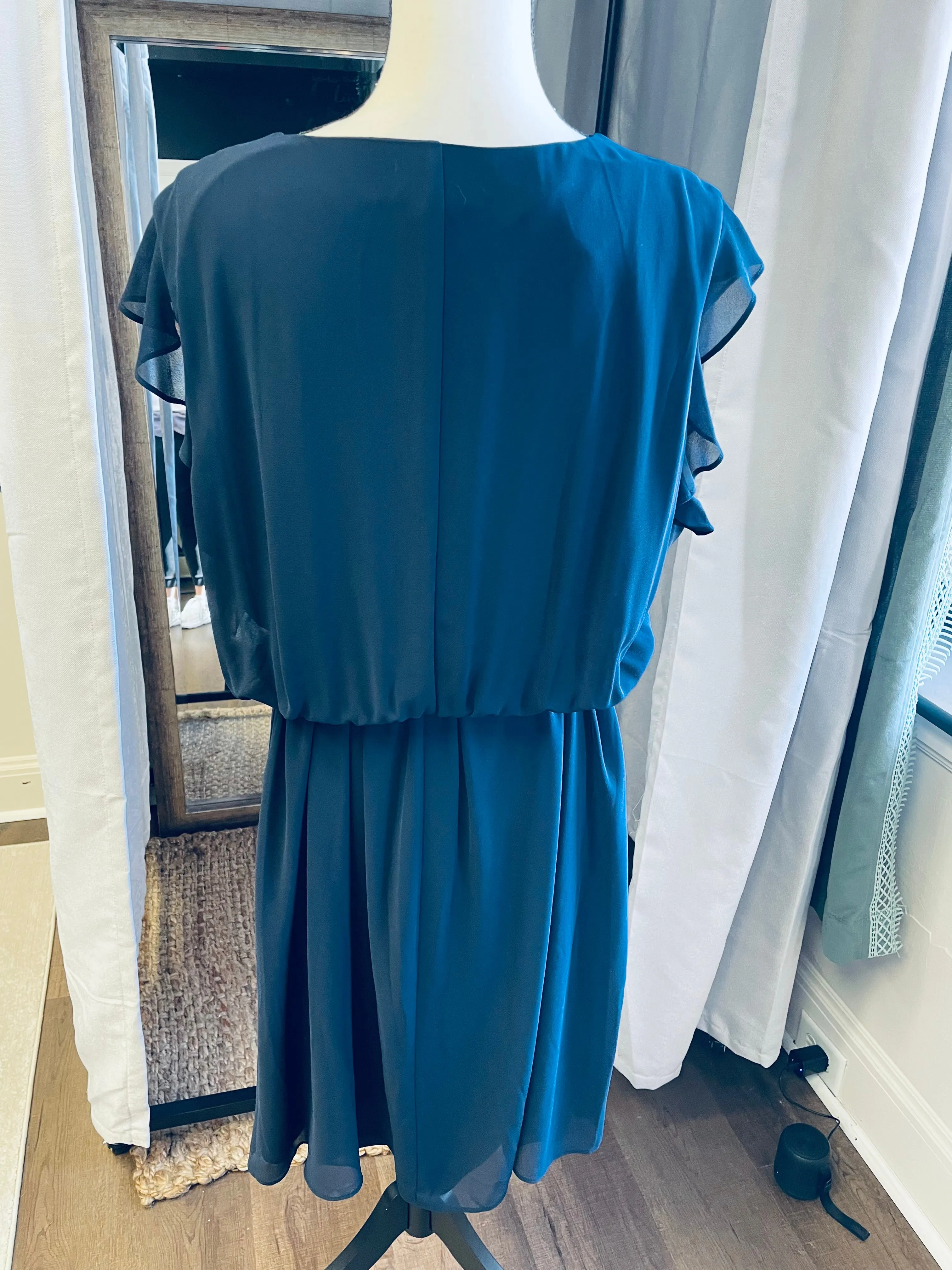 Christopher & Banks Scalloped Sleeve Tie Dress (XL)