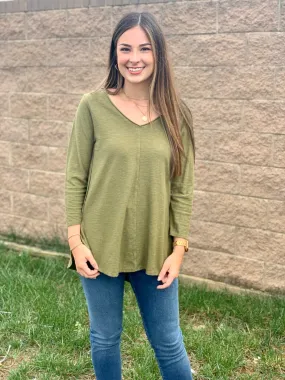 Cut-Loose 3/4 Sleeve V-Neck Top Jungle