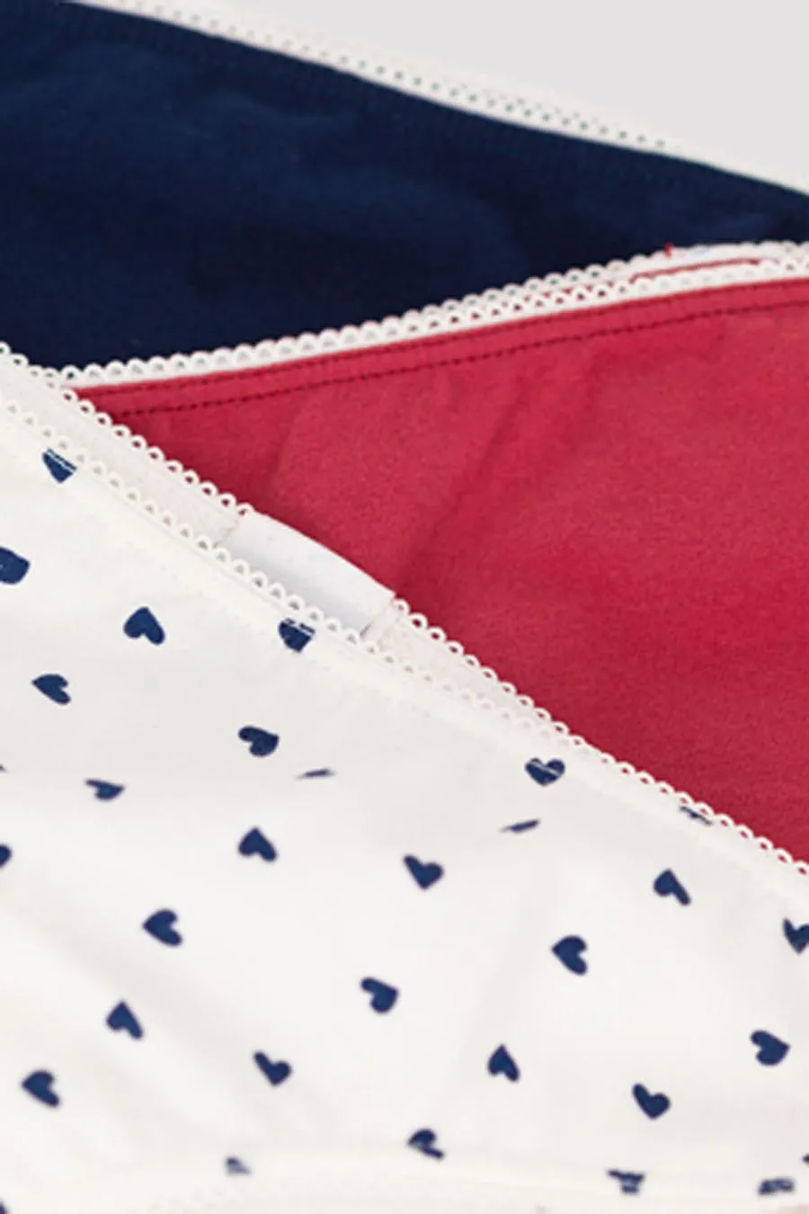 Girls Underwear Petit Bateau 3-Pack Heart Theme Underwear