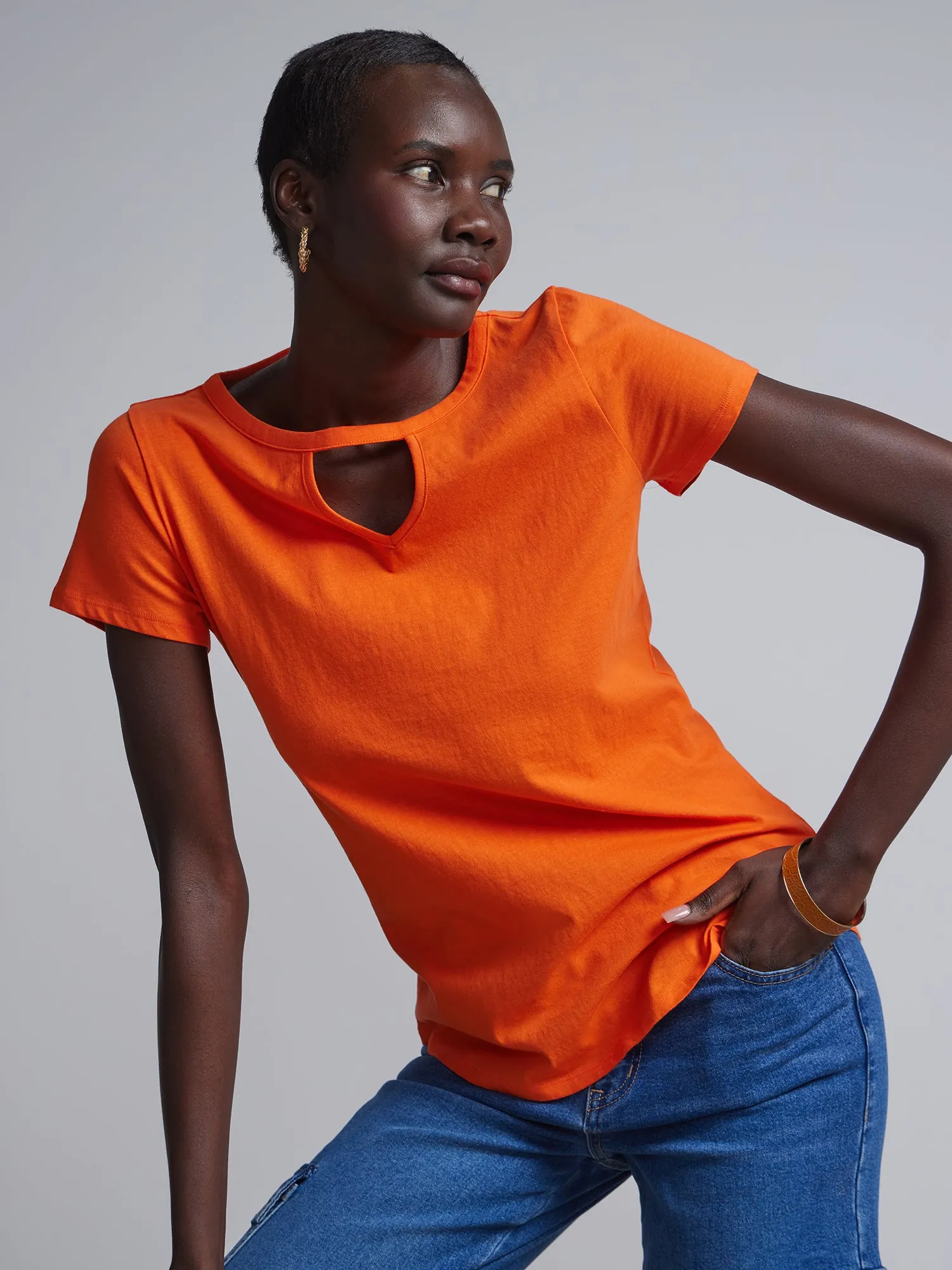 Short Sleeves Key-hole Cut out T-Shirt